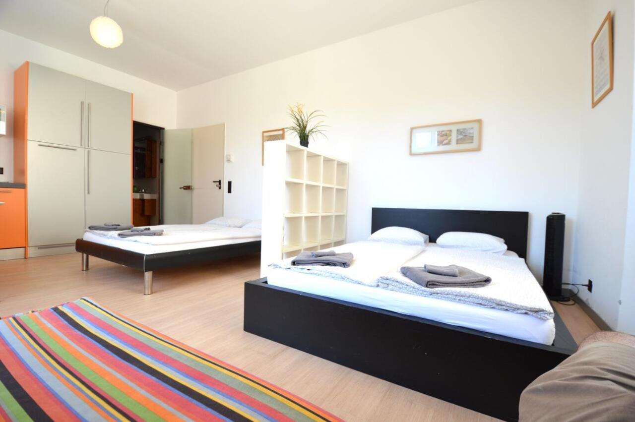 Guesthouse University By Lr - Self Check In Lugano Luaran gambar