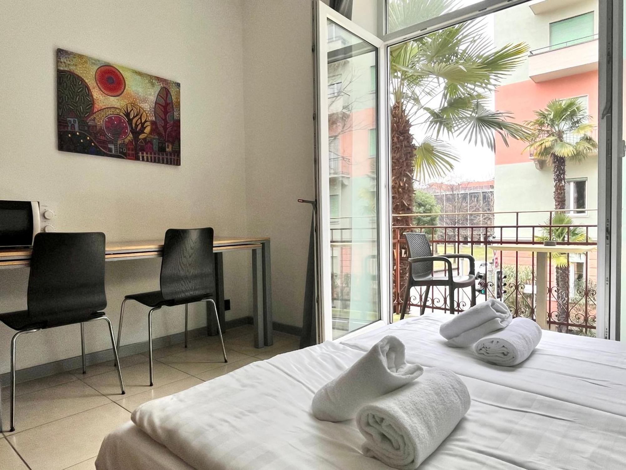 Guesthouse University By Lr - Self Check In Lugano Luaran gambar