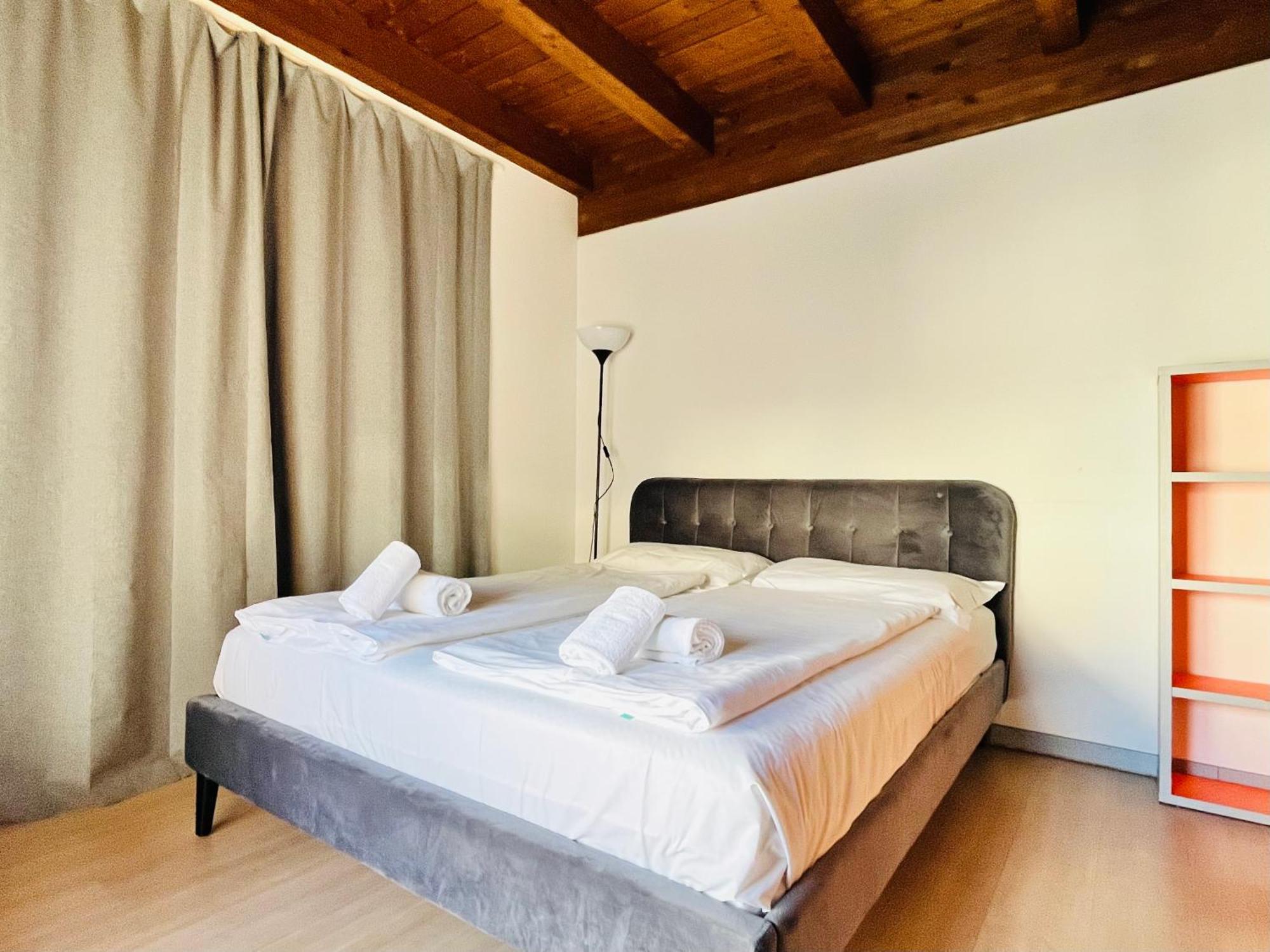Guesthouse University By Lr - Self Check In Lugano Luaran gambar