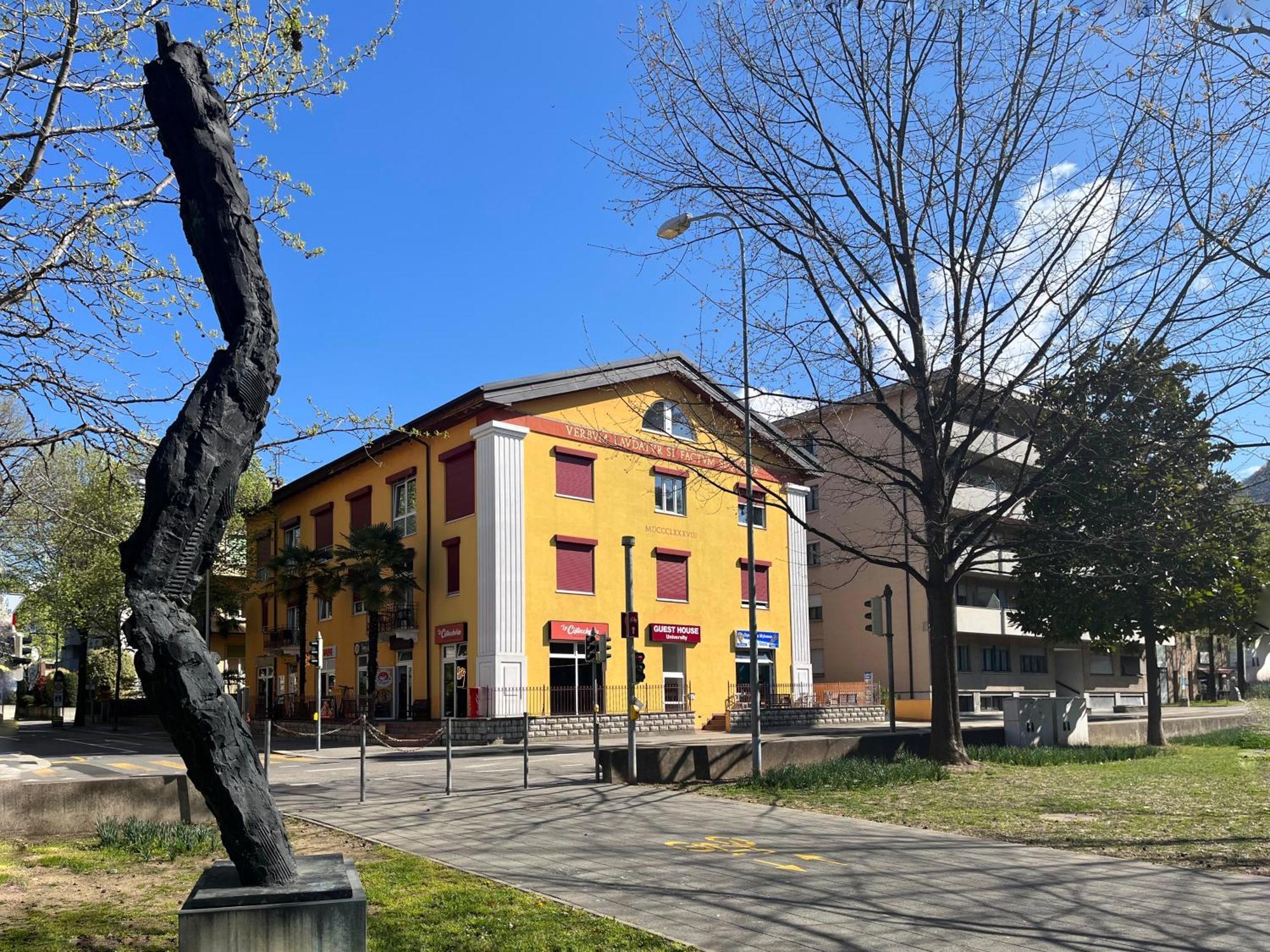 Guesthouse University By Lr - Self Check In Lugano Luaran gambar